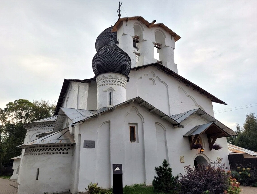 ✅🏰 Мы в одном из древнейших русских городов - Пскове! Экскурсия один день, а впечатления на всю жизнь! Какие места мы успели посетить - фото 💯👍