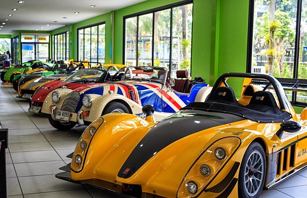 Азиатский Версаль в сердце Таиланда. Знаменитый парк мадам Нонг Нуч. Мы окунулись в настоящую сказку