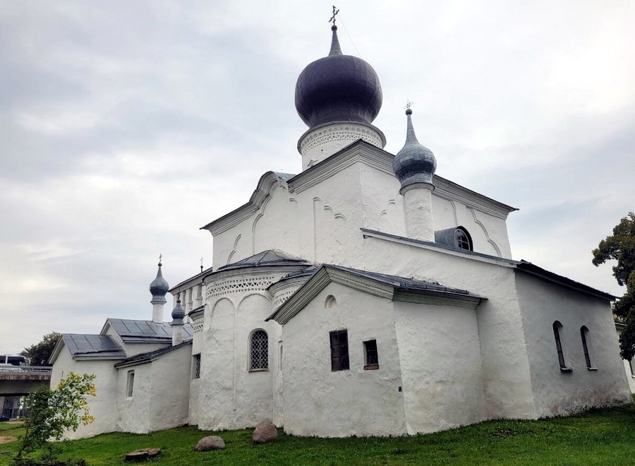 ✅🏰 Мы в одном из древнейших русских городов - Пскове! Экскурсия один день, а впечатления на всю жизнь! Какие места мы успели посетить - фото 💯👍