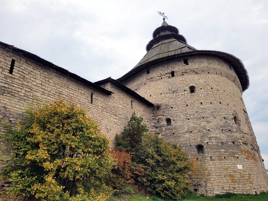 ✅🏰 Мы в одном из древнейших русских городов - Пскове! Экскурсия один день, а впечатления на всю жизнь! Какие места мы успели посетить - фото 💯👍