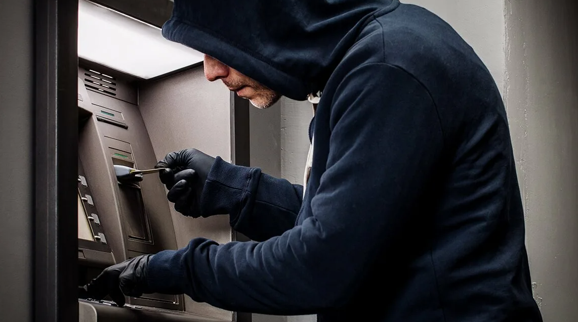 Восемь законов, меняющих ситуацию в 2024 году