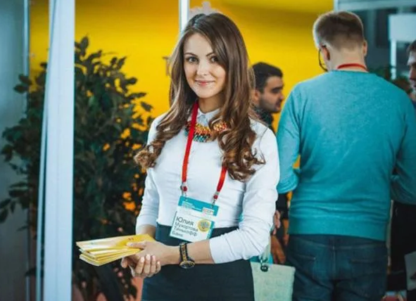 Кредитные карты навязывают в торговых центрах