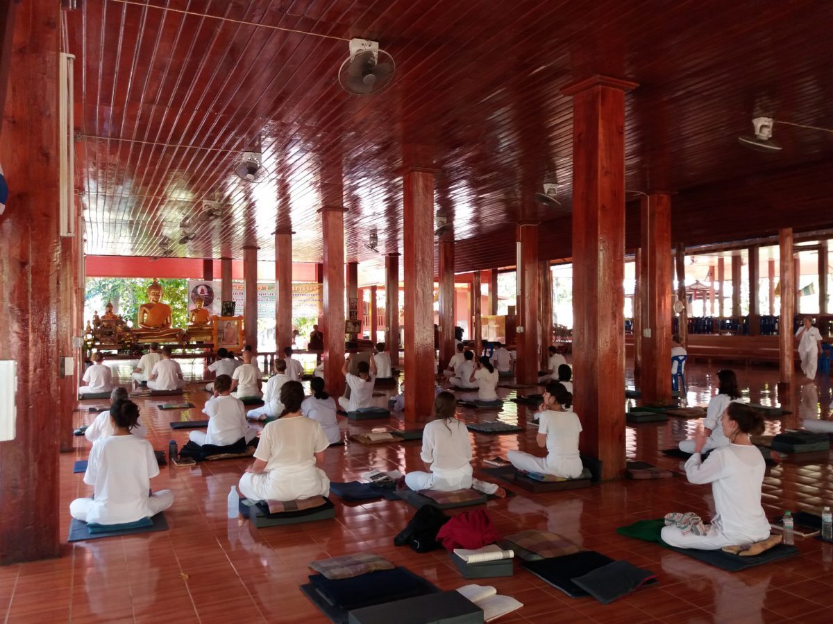 Новичок в тайском монастыре.