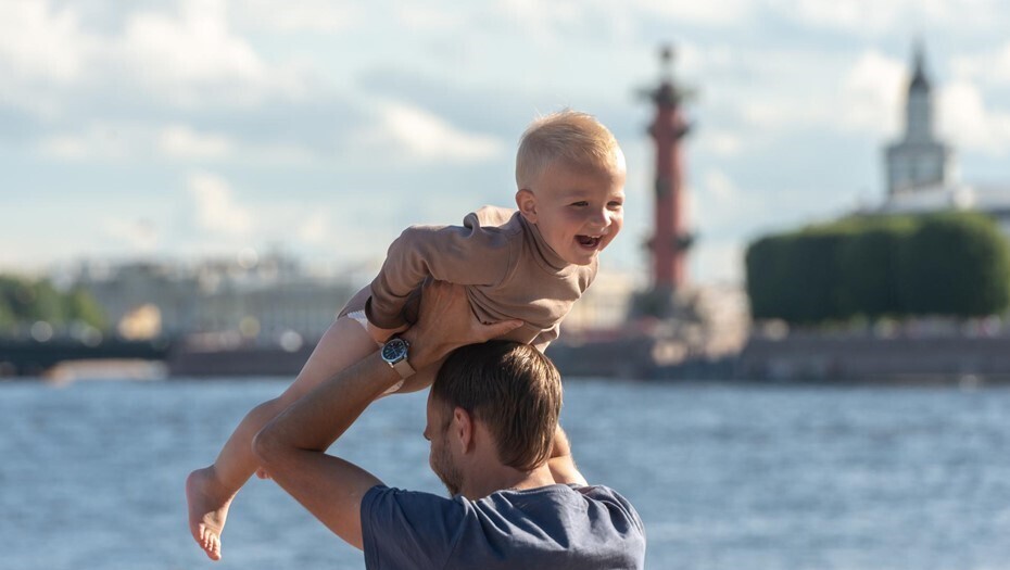 Госдума: За рождение первого ребенка российским семьям хотят выплачивать по 1 млн рублей