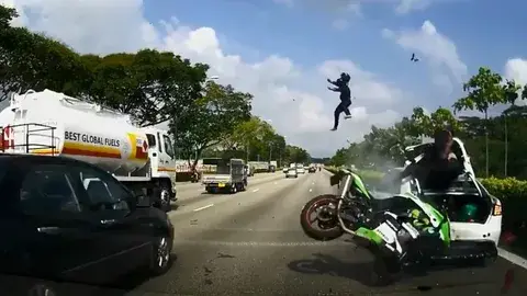 ДТП: мотоциклист и пешеход