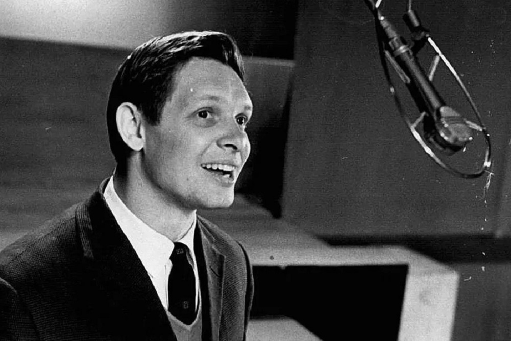 История о том, как Эдуард Хиль советских генералов шуточной песней обидел