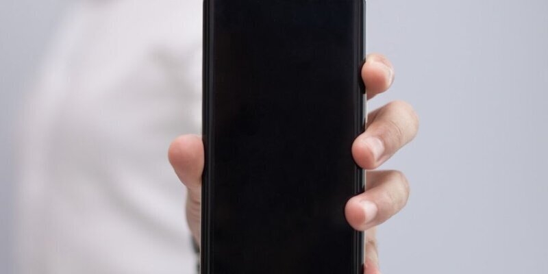 Россияне жалуются на массовые сбои в работе смартфонов Xiaomi, Poco и Redmi