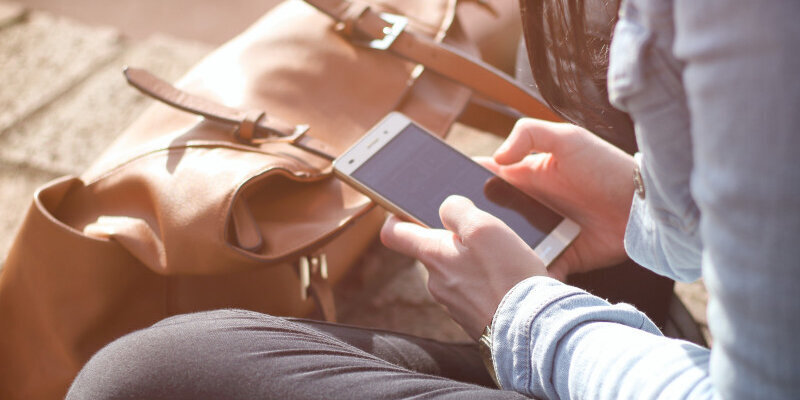 Россияне жалуются на массовые сбои в работе смартфонов Xiaomi, Poco и Redmi