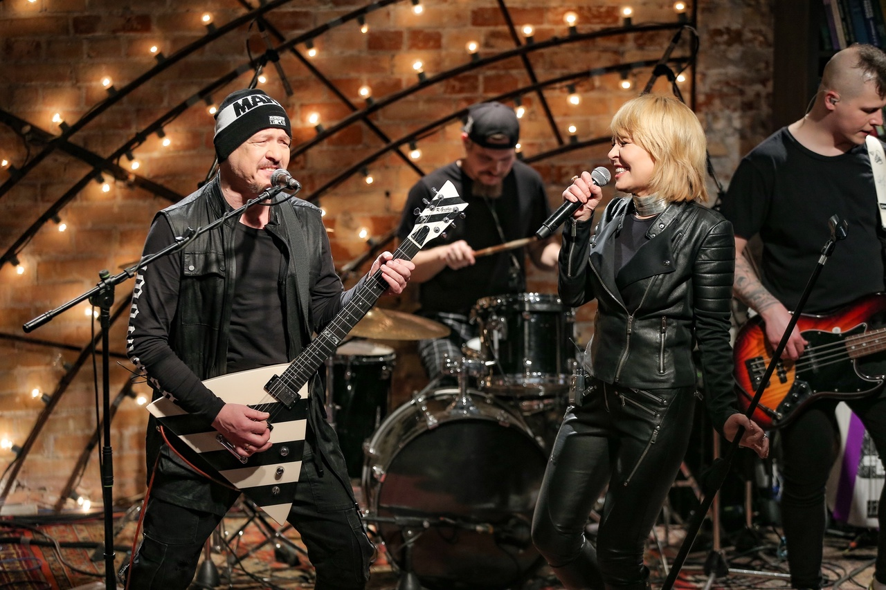 Клянусь любить его навек: посмотрите, как изменились 8 звёздных пар за долгие годы семейной жизни