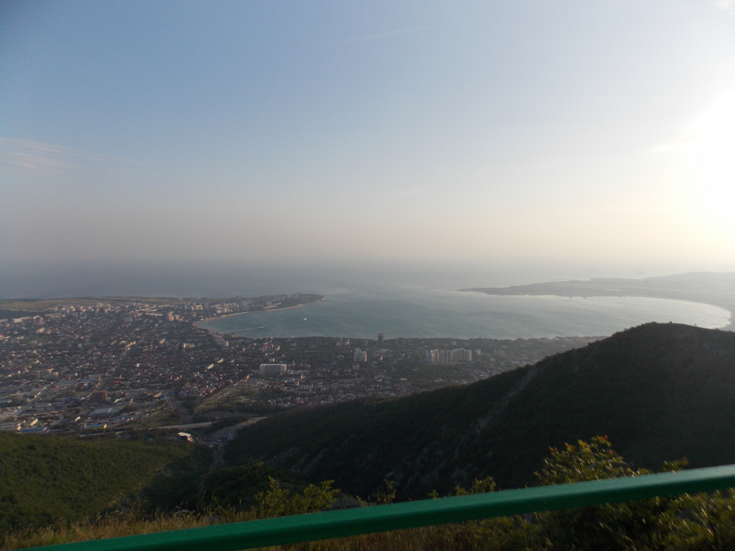Наша поездка в парк Олимп. Геленджик. Канатная дорога, мини-зоопарк, колесо обозрения и чудесный вид на бухту!