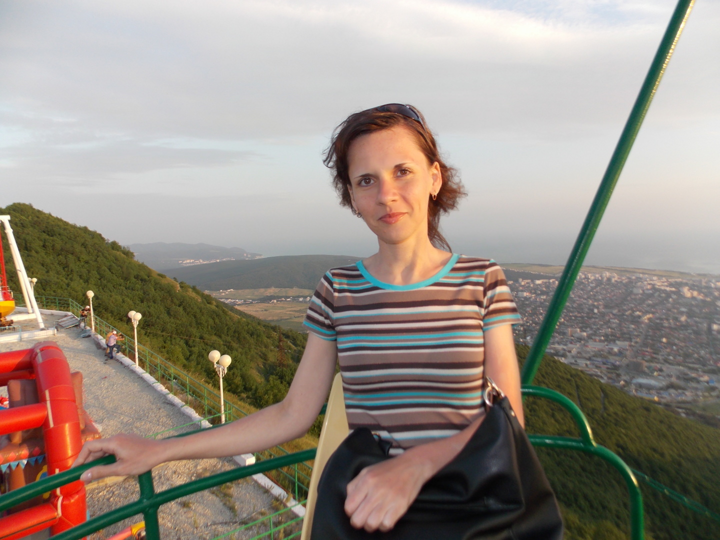 Наша поездка в парк Олимп. Геленджик. Канатная дорога, мини-зоопарк, колесо обозрения и чудесный вид на бухту!