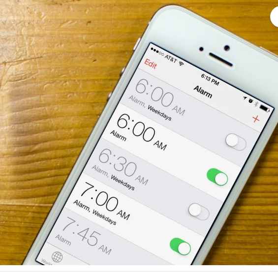 Мелодичный будильник разбудит быстрее