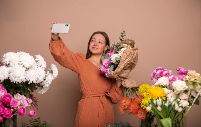 Порадуйте свои вторые половинки - лучшие смартфоны в подарок любимым на 8 марта.