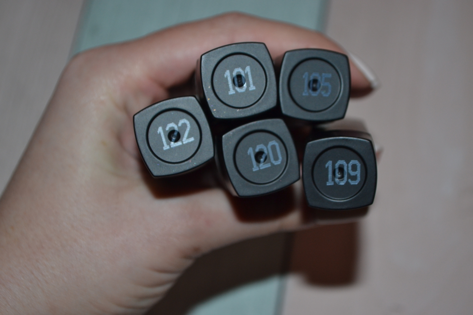 Губная помада BelorDesign Smart girl Be color. Весьма неплохое качество по очень доступной цене или почему у меня целых пять оттенков.