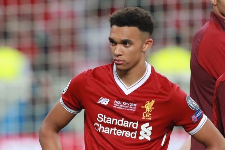 Александер-Арнольд высказался про Ман Сити и Ливерпуль.