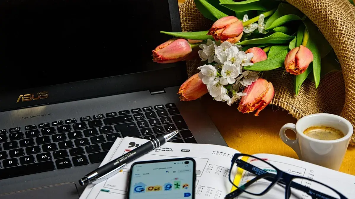 Сколько длятся выходные на 8 марта 2024: когда нужно выйти на работу и в школу — 10, 11 или 12 марта