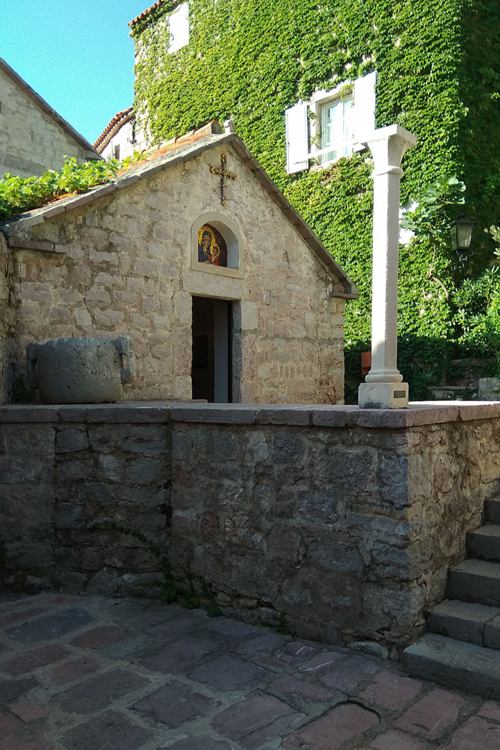 Уникальный остров Свети - Стефан (Черногория). Самый дорогой курорт Черногории, как нам удалось его посетить и что там мы увидели.