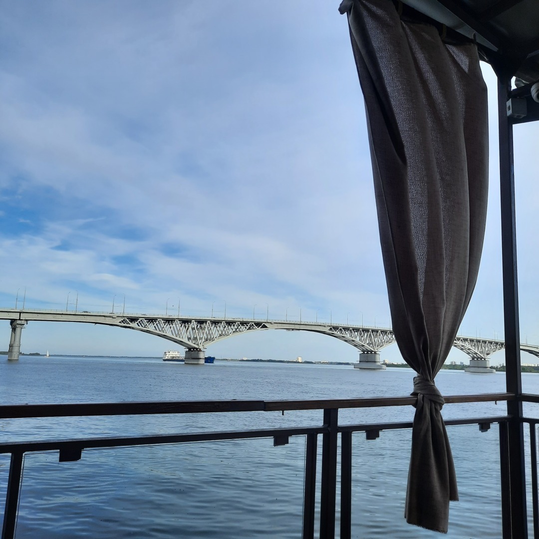 Признание в любви моему родному городу. Люблю Саратов, несмотря на все его недостатки.