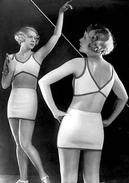 Растворяющийся купальник: скандальная история