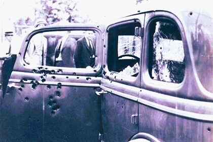 Бонни и Клайд: история мифической пары