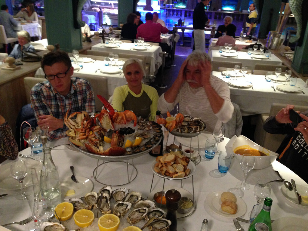 Как вдоль Лазурного берега я гонялась за своим мужем. Догнала