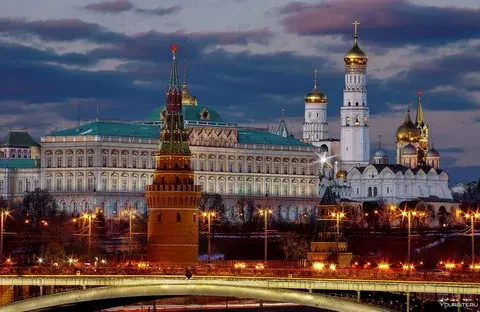 Туристические авиарейсы в России: куда можно полететь и что увидеть