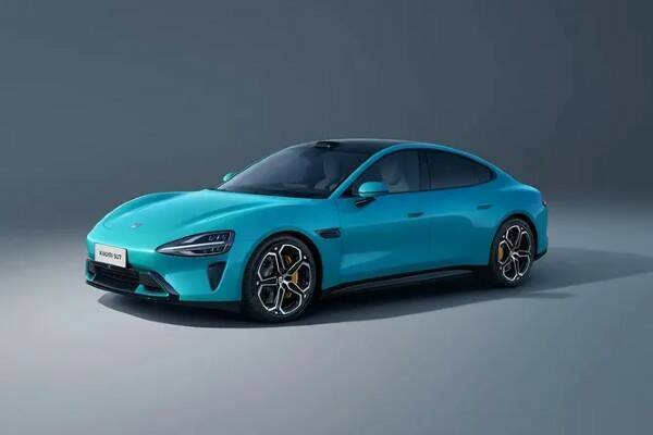 Начинаются предзаказы на первый электромобиль Xiaomi в России: узнайте его стоимость!