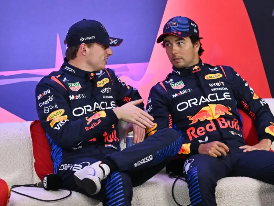 Ферстаппен выигрывает поул в Мельбурне перед Гран-при Австралии