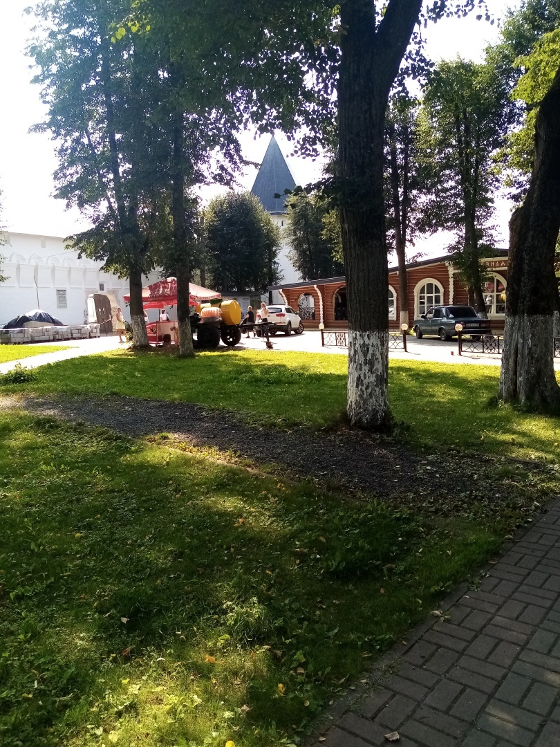 Трапезная Саввино-Сторожевского монастыря. Мои впечатления от посещения