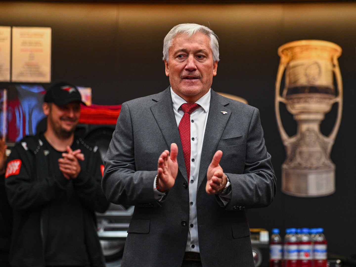 «Был эмоциональным»: Шарипзянов рассказал, как вел себя Кравец во время матчей