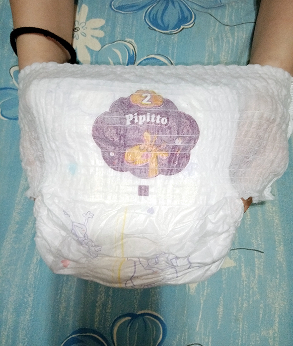 Подгузники Pipitto - не премиум, конечно, но попробовать советую