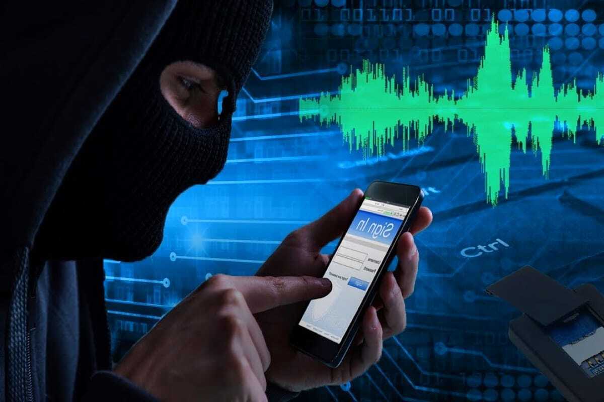 Как определить что телефон прослушивают.
