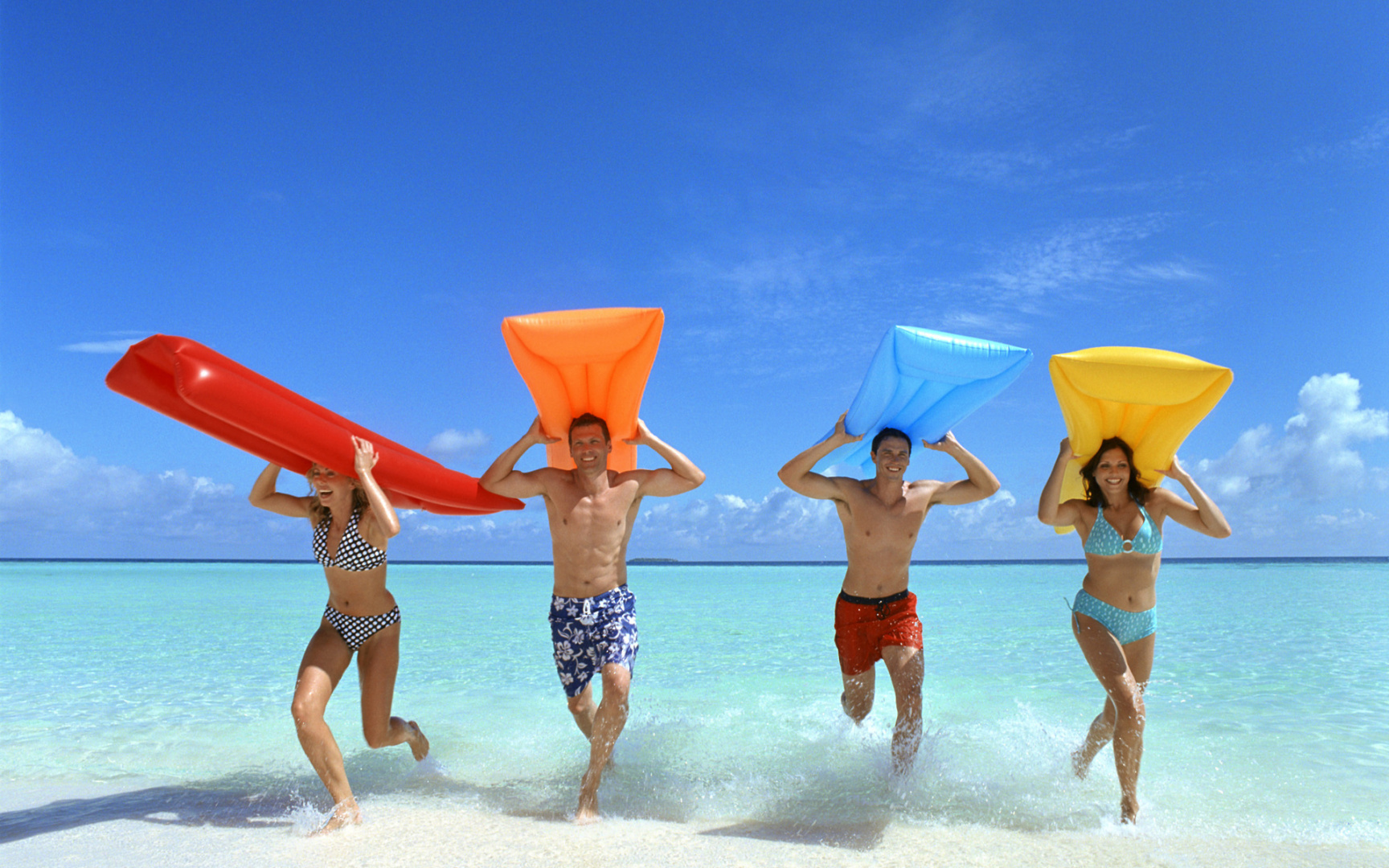 11 популярных туров на лето: