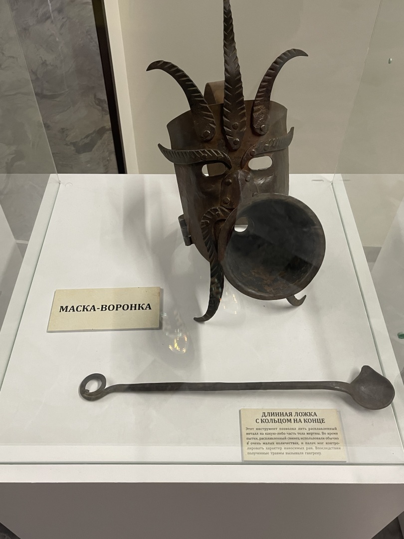 Многие желают возвращения смертной казни, а если бы ее заменили пытками?