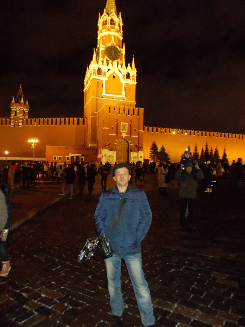 Наша прогулка по вечерней Москве. Ледяная пещера в "Зарядье"