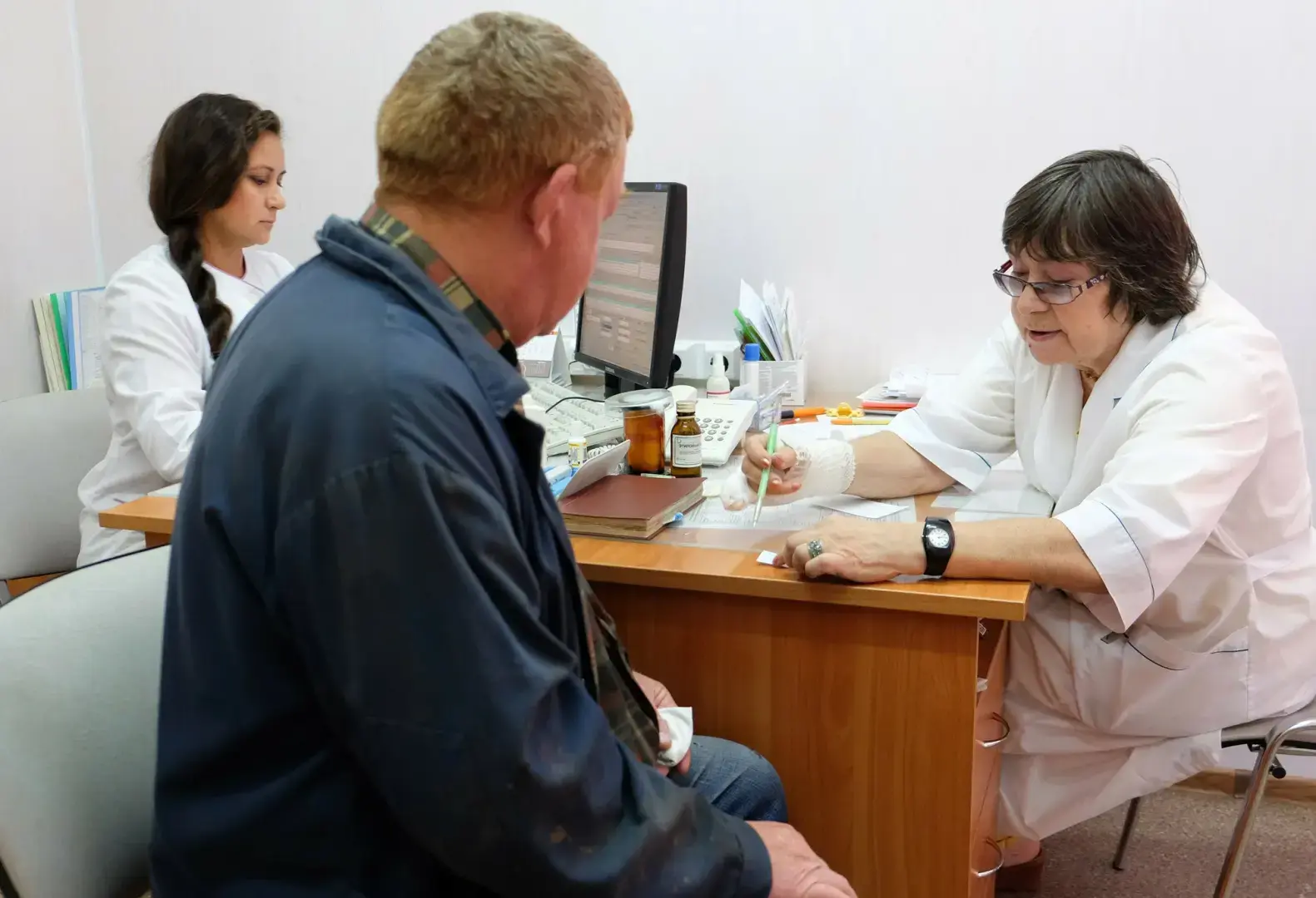 Кто больше мучается врач или больной - вопрос дня?