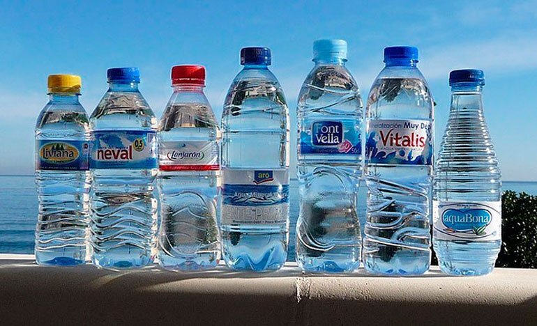 Бутилированная или водопроводная вода: что полезнее для здоровья?