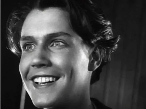 Всеволод Ларионов: отрицательный герой, «цеплявший» зрителя