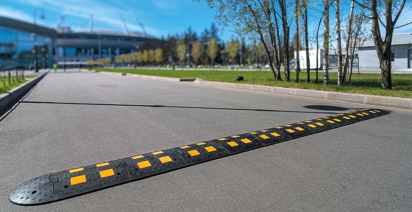 Прокурор подал иск на администрацию по искусственной неровности на дороге. Иск был выигран, но кассация его отменила