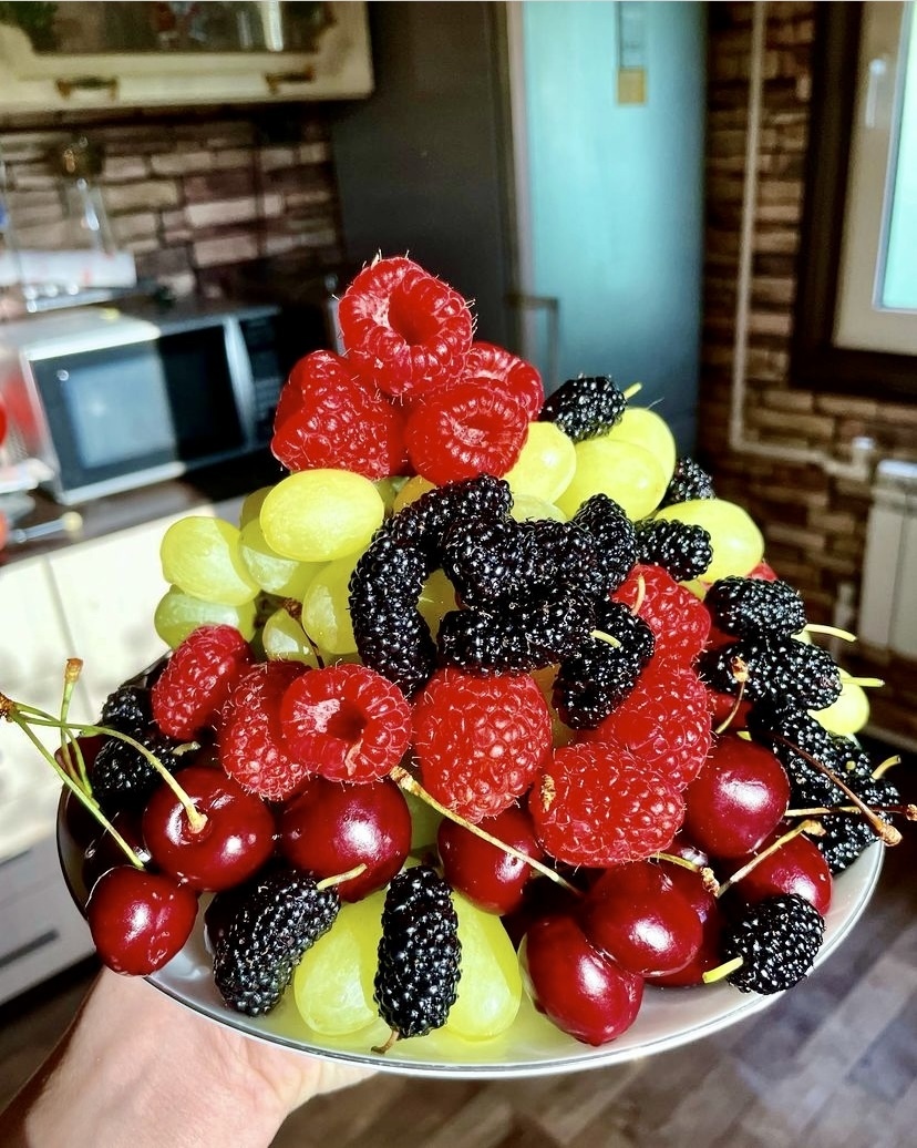 Заботимся о малине. Поэтапный уход