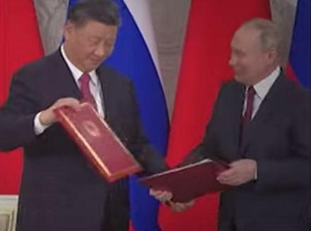 «Не порочите российско-китайские связи». Пекин отвечает США, когда министр Лавров начинает поездку