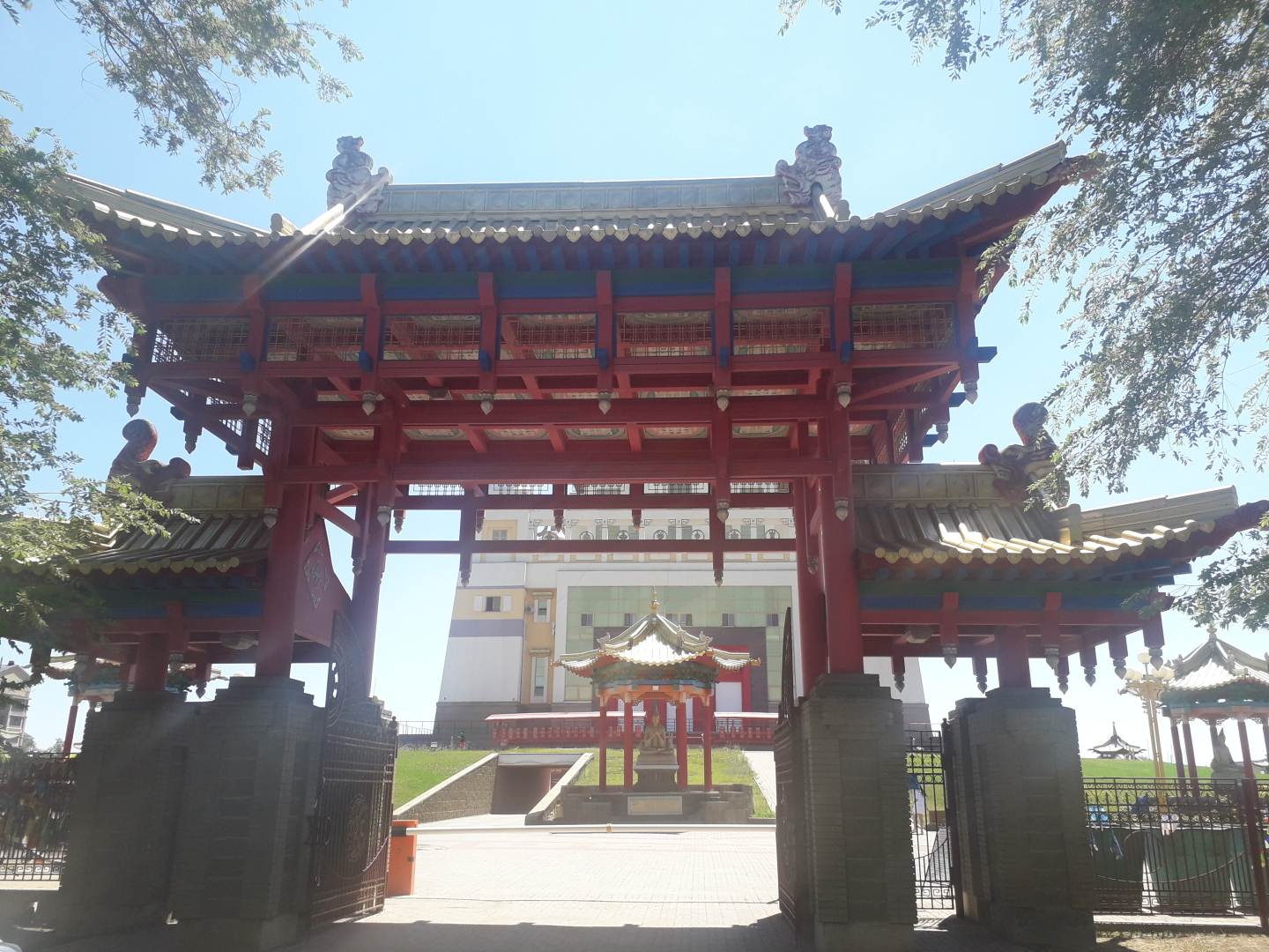 Моя удивительная поездка в храм - Золотая обитель Будды Шакьямуни (Россия, Элиста). Незабываемый буддийский храм в столице Калмыкии на юге России.