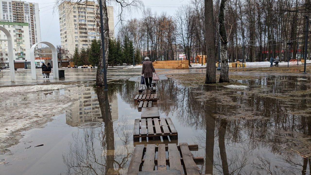 Поднялась река Белая в Башкирии, спасатели рассказали о затоплениях о садовых товариществ столицы республики. Уфа 1 сообщает,новости от 09.04.24.