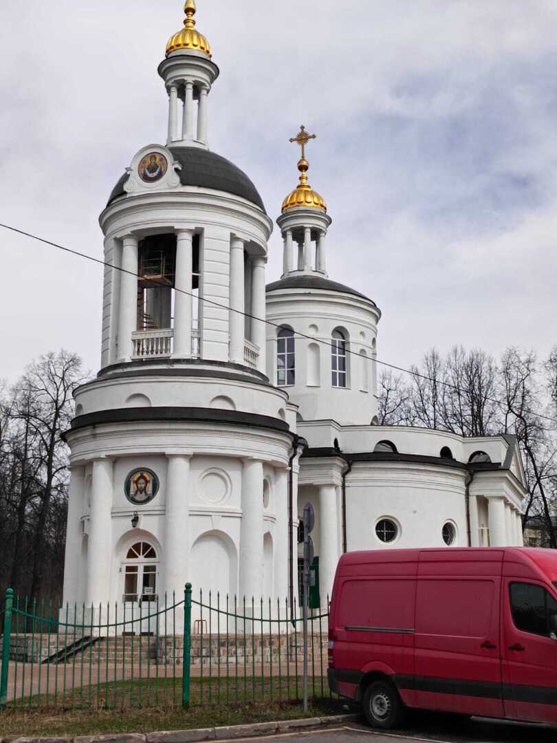 Пришла весна – пора гулять! Моя прогулка по Парку «Кузьминки» в Москве. История Усадьбы, Дед Мороз, Тропа сказок. Фото