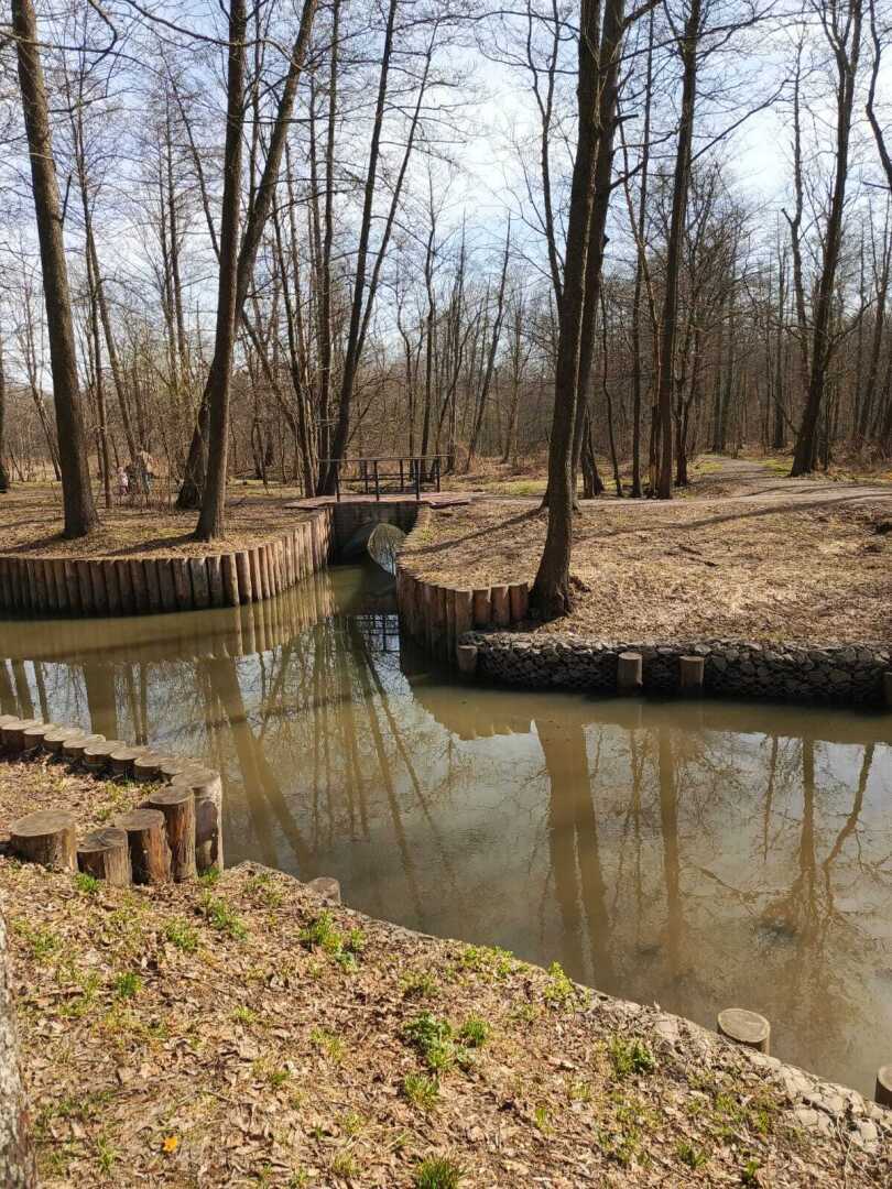 Пришла весна – пора гулять! Моя прогулка по Парку «Кузьминки» в Москве. История Усадьбы, Дед Мороз, Тропа сказок. Фото