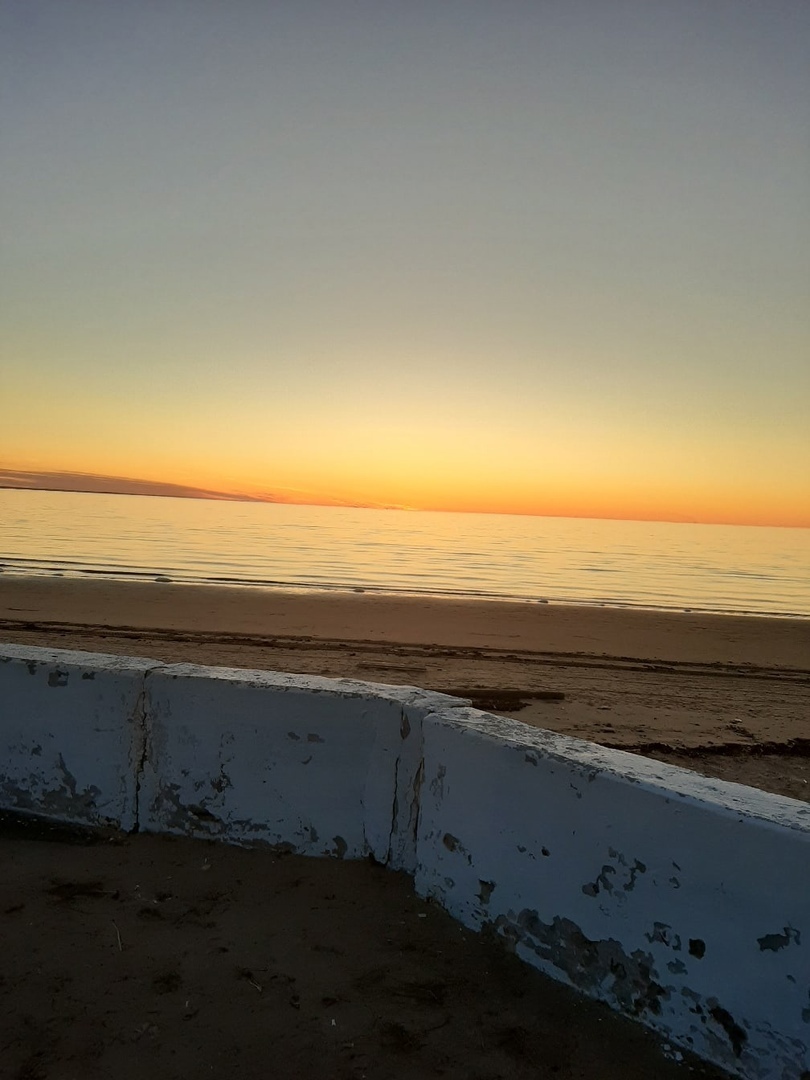 Мои прогулки по набережной имени Александра Зрячева. Прекрасные закаты, Белое море и набережная в разное время года.