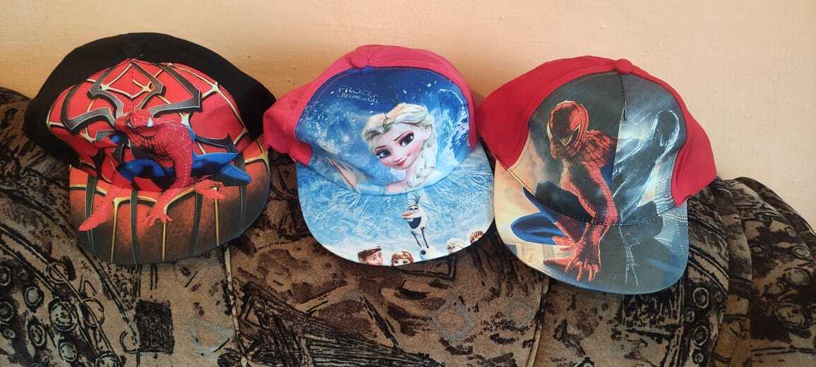 Сын попросил купить ему розовую кепку с принцессой – долой стереотипы