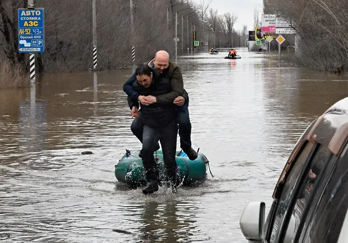 Власти Оренбурга ожидают пик паводка сегодня