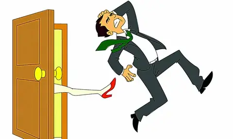 В Исландии это делают каждые выходные дни и летом, считая, что жители должны использовать это время для здорового отдыха и как можно меньше находиться