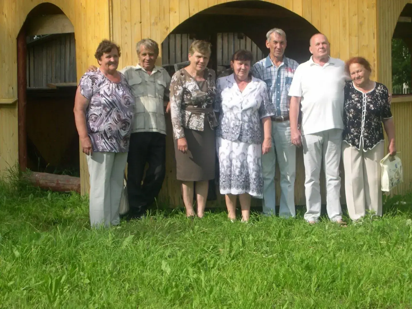 Хорошо в деревне жили!